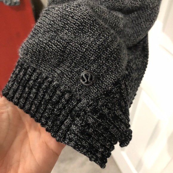 NWOT Lululemon Forward Flow Cape - Picture 4 of 4